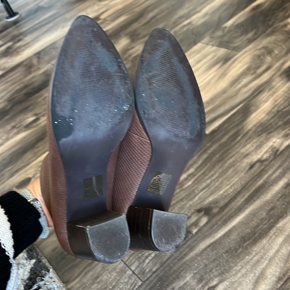 Women’s booties - Picture 4 of 4